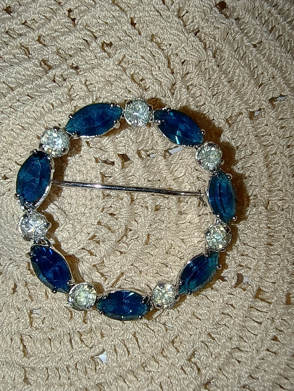 Vintage Rare Krementz Brooch